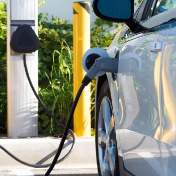 How to Reduce EV Charging Station Electricity Costs
